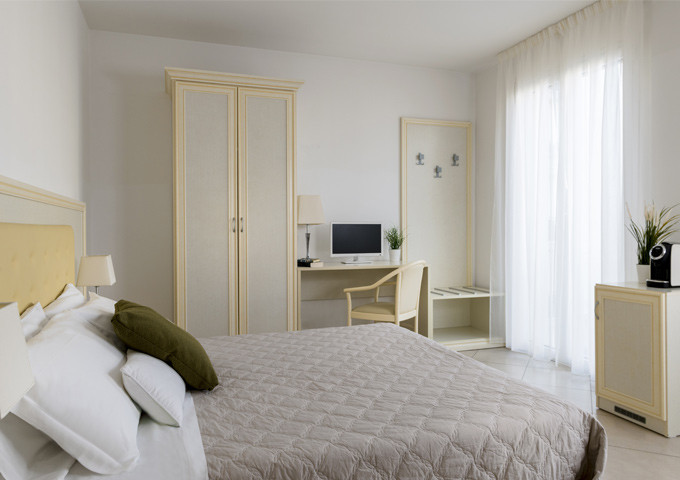 media.Gallery-Appartamento-02-Residence-Suite-Smeraldo-Riccione