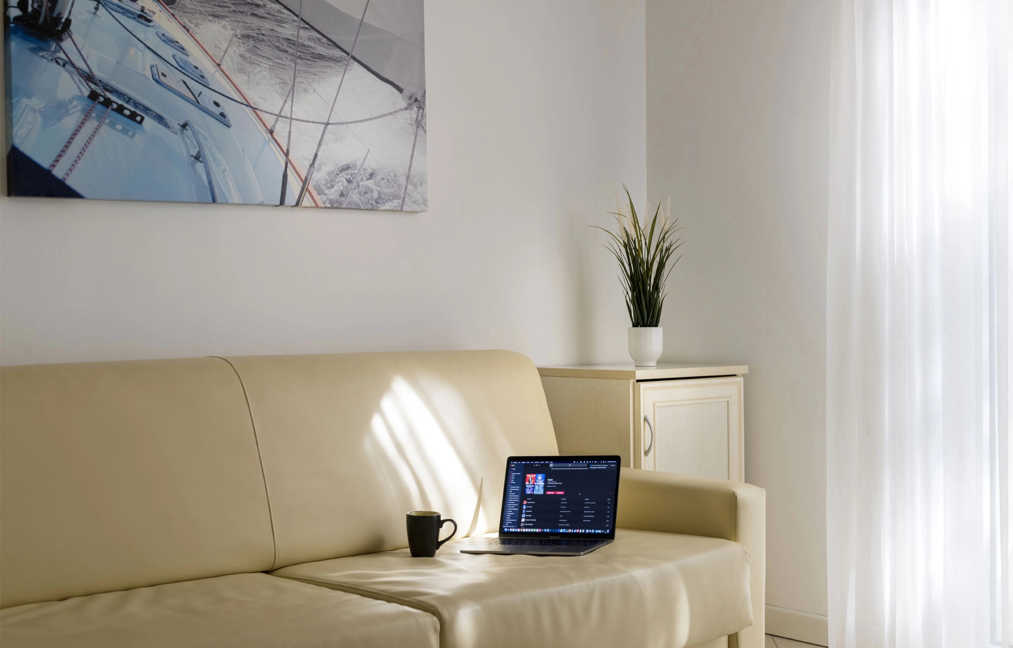 media.Slide-Business-01-Residence-Suite-Smeraldo-Riccione